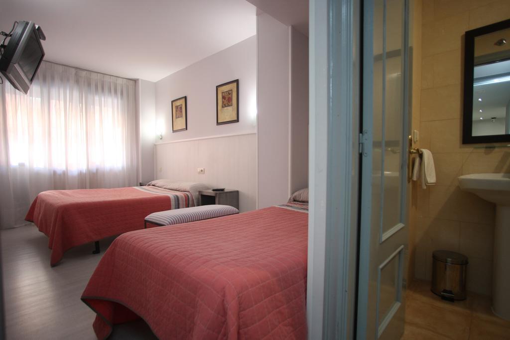 Hostal Santa Barbara Soria Kültér fotó
